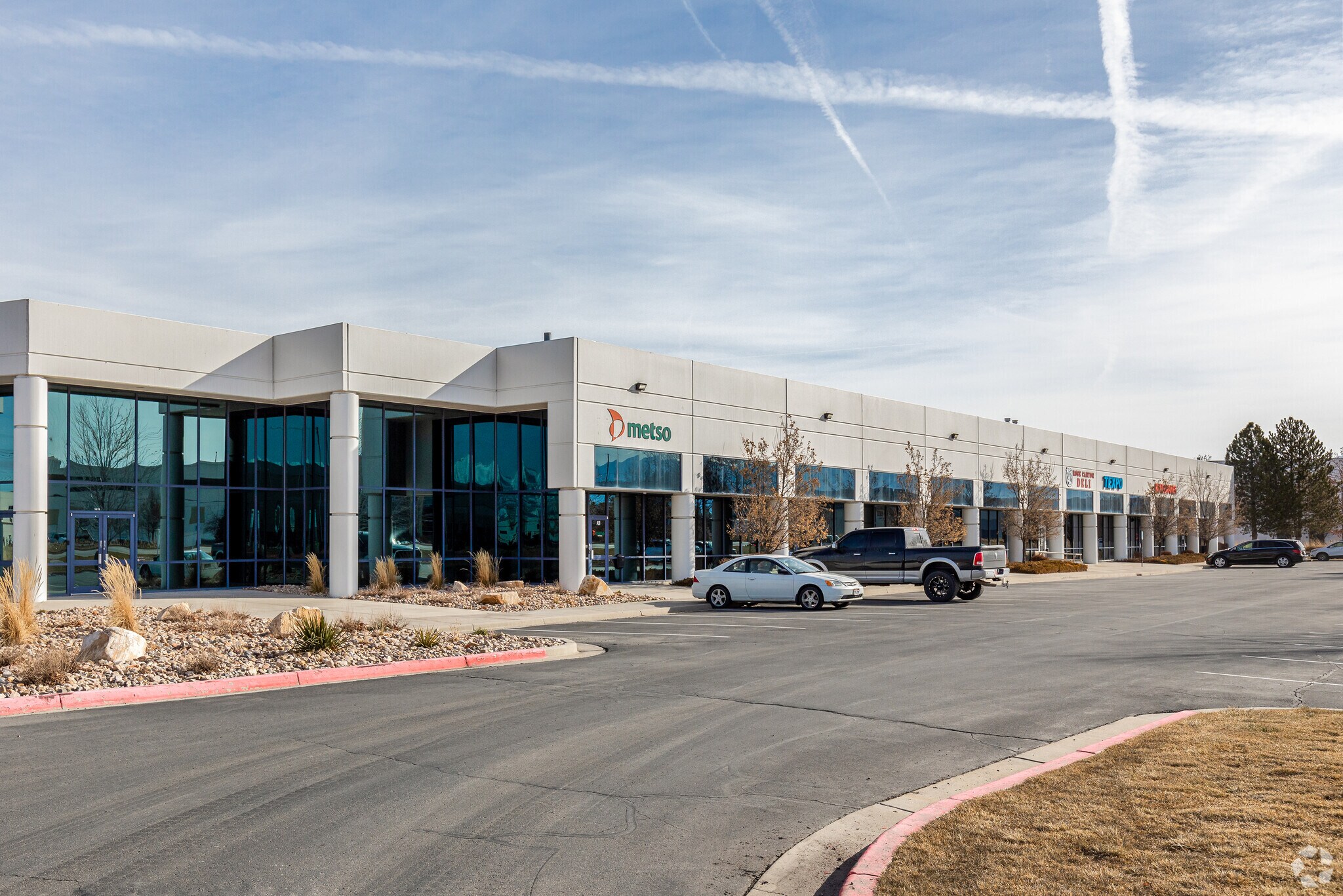 3676 W California Ave, Salt Lake City, UT à louer Photo principale– Image 1 sur 7