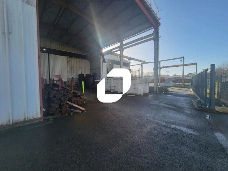 Local d’activités dans Vertou à louer - Photo de l’immeuble – Image 1 sur 14