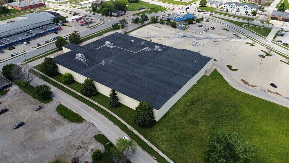 615 S Monroe Ave, Mason City, IA à vendre - Aérien – Image 3 sur 11