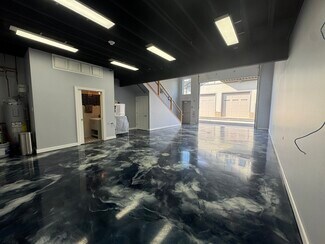 Plus de détails pour 2244 Ferry Rd, Naperville, IL - Local d’activités à vendre