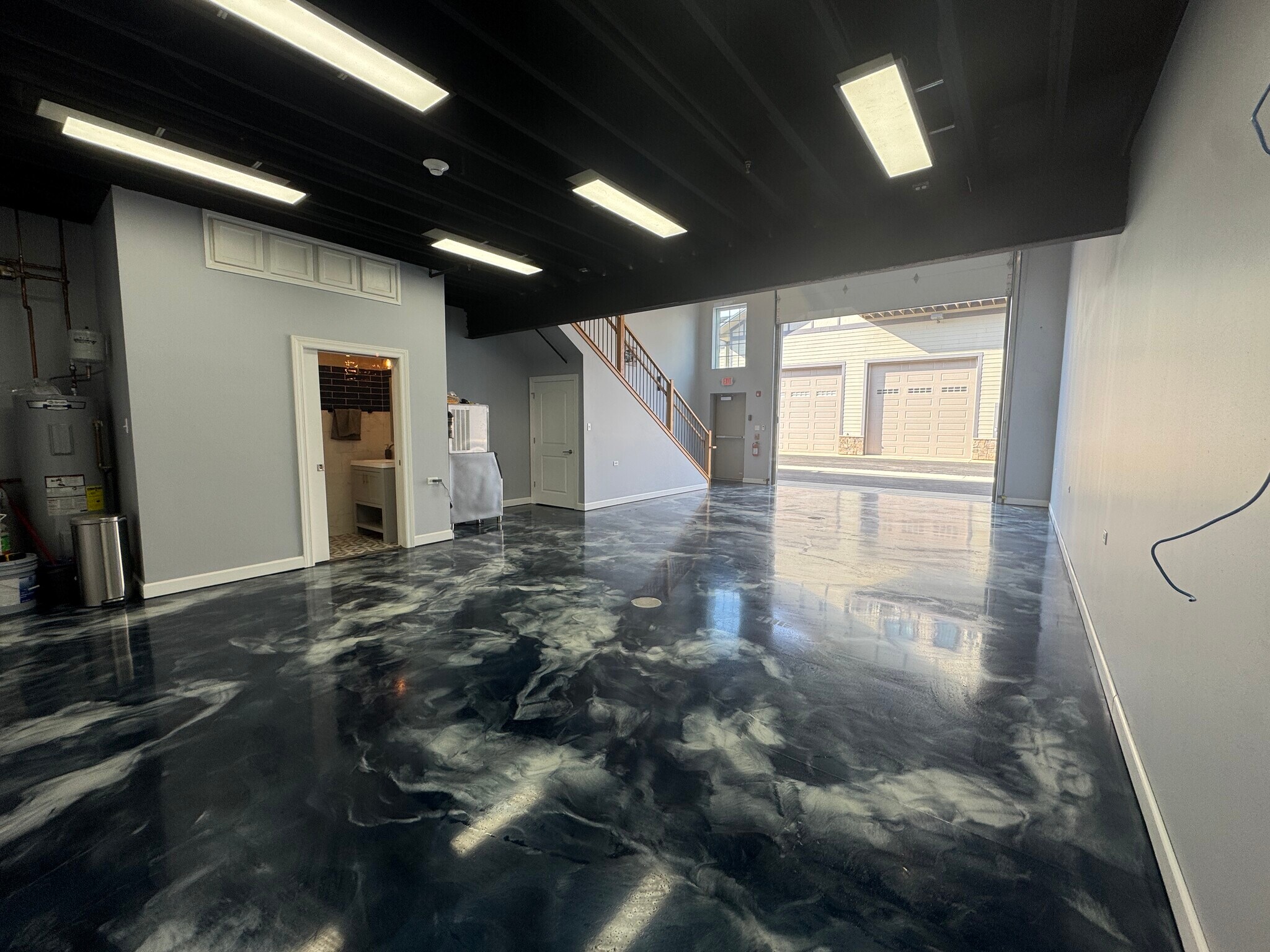 2244 Ferry Rd, Naperville, IL à vendre Photo de l’immeuble– Image 1 sur 24