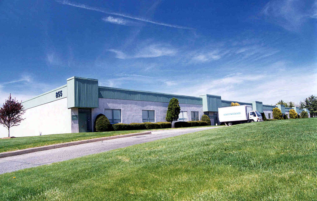 855 Industrial Hwy, Cinnaminson, NJ à louer Photo de l’immeuble– Image 1 sur 9