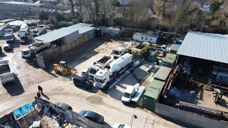 Plus de détails pour 2 Trout Rd, West Drayton - Terrain à louer