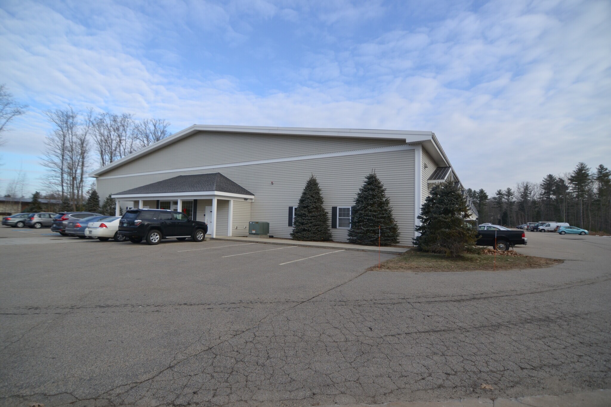 406 Harold Dow Hwy, Eliot, ME à louer Photo de l’immeuble– Image 1 sur 7