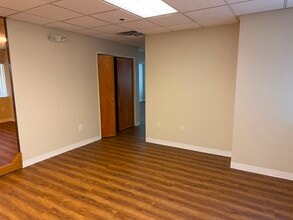 171 N Franklin Tpke, Waldwick, NJ à louer Photo intérieure– Image 1 sur 4
