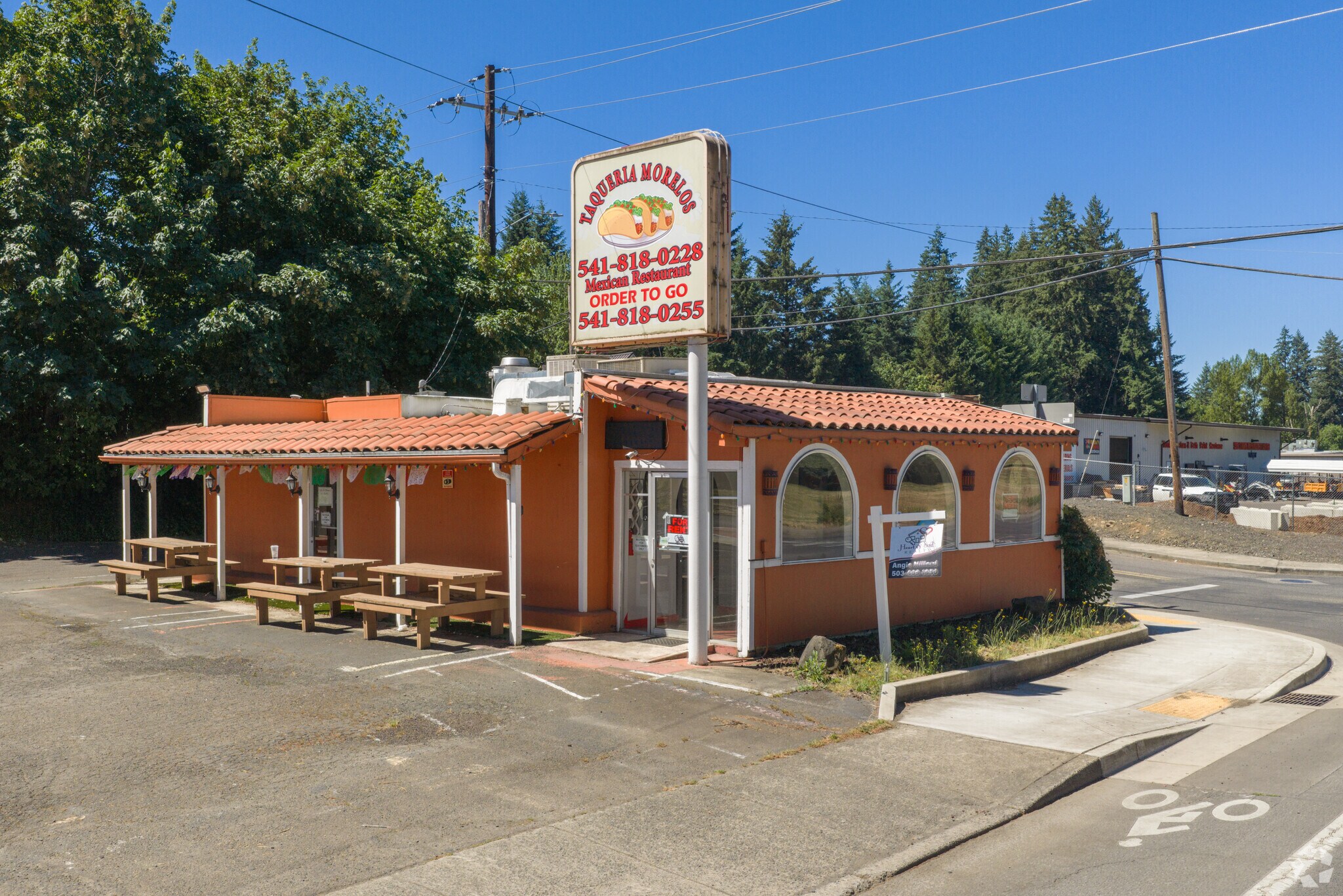 3103 Highway 20, Sweet Home, OR à vendre Photo principale– Image 1 sur 30