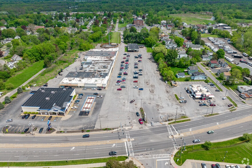 26-40 Oriskany Blvd, Whitesboro, NY à louer - Aérien – Image 3 sur 8
