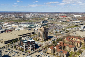 3030 Boul Le Carrefour, Laval, QC - Vue aérienne vue de carte