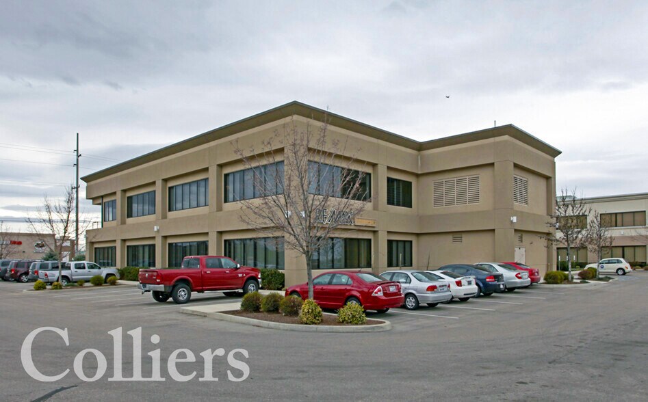 5680 E Franklin Rd, Nampa, ID à louer - Photo de l’immeuble – Image 2 sur 3
