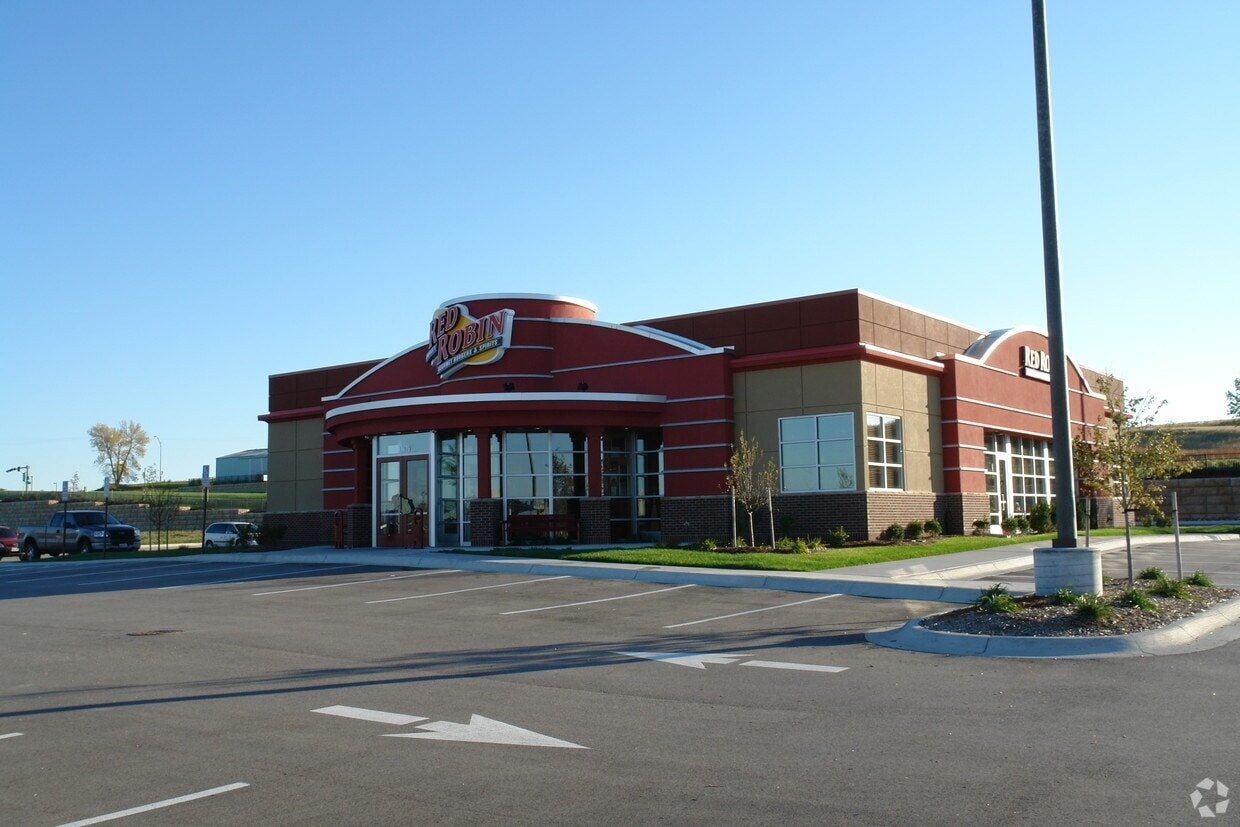 7809-7949 Towne Center Pky, Papillion, NE à louer Photo intérieure– Image 1 sur 1