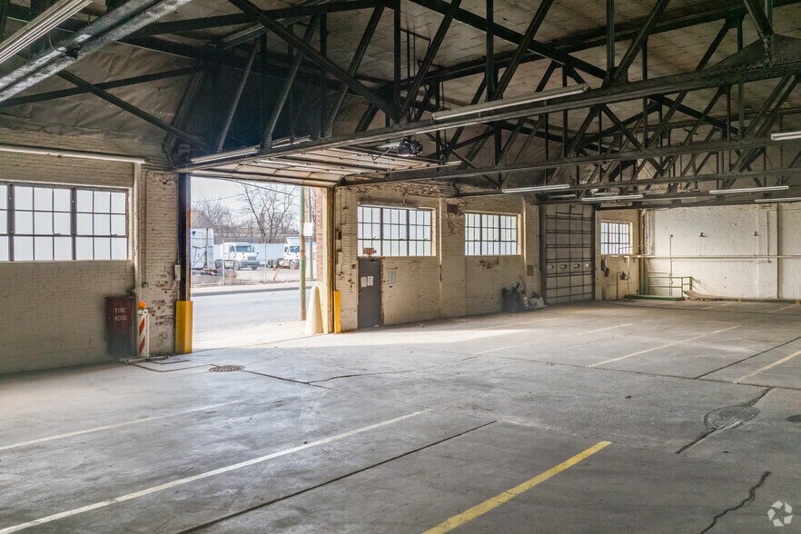 6629 S Wentworth Ave, Chicago, IL à louer - Photo intérieure – Image 3 sur 18