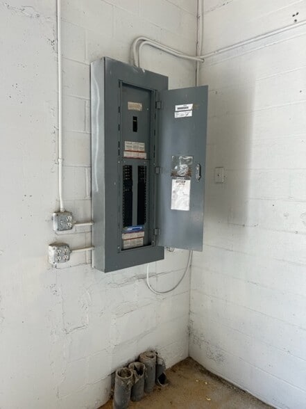 692 Edgewood Ave N, Jacksonville, FL à louer - Photo intérieure – Image 3 sur 6
