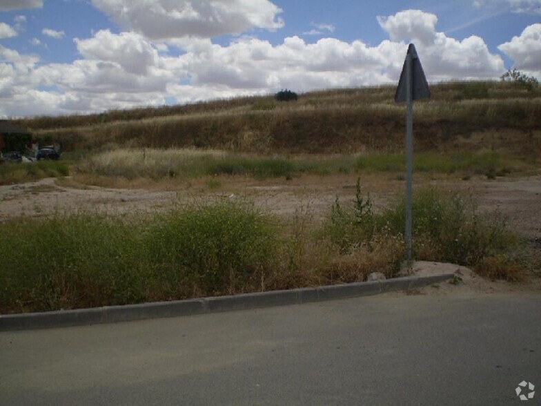 Calle Arroyo de San Andrés, 1, Casarrubios del Monte, Toledo à vendre - Photo de l’immeuble – Image 2 sur 7