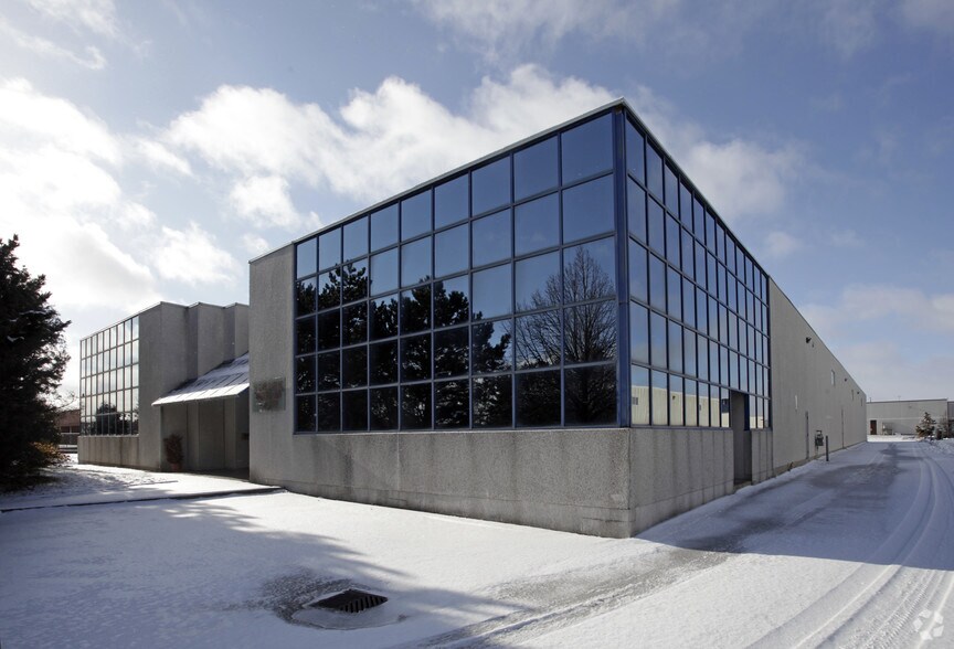 440 Edgeley Blvd, Vaughan, ON à louer - Photo principale – Image 1 sur 2