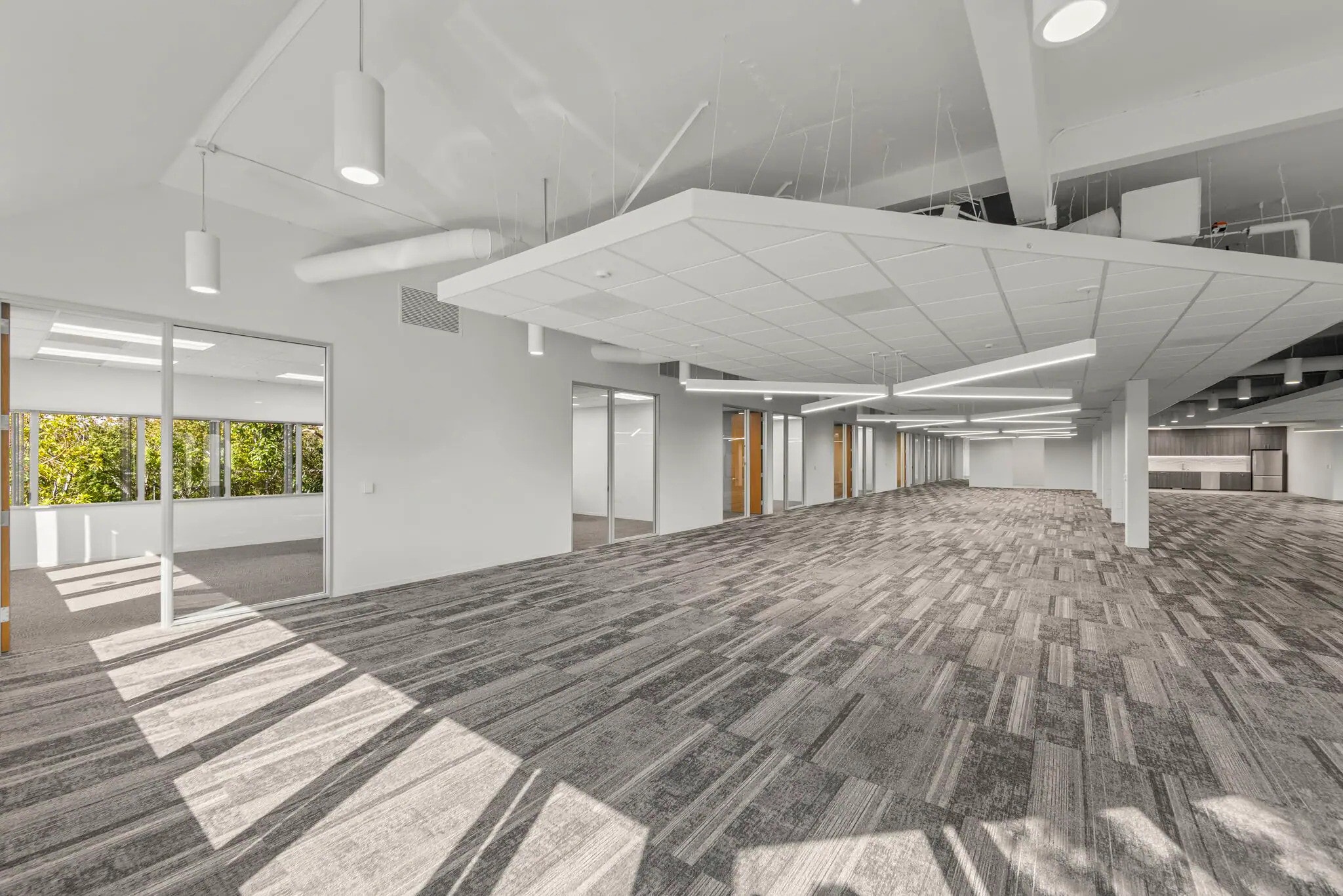 2 Executive Cir, Irvine, CA à louer Photo intérieure– Image 1 sur 6