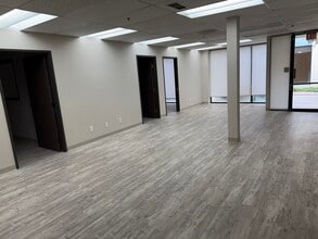 2140 Eastman Ave, Ventura, CA à louer Photo intérieure– Image 1 sur 8