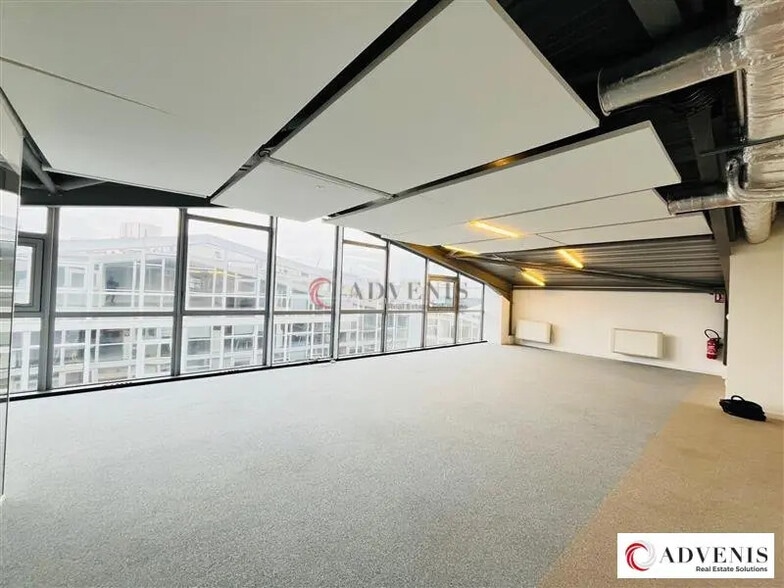 Bureau dans Bordeaux à louer - Photo intérieure – Image 3 sur 11