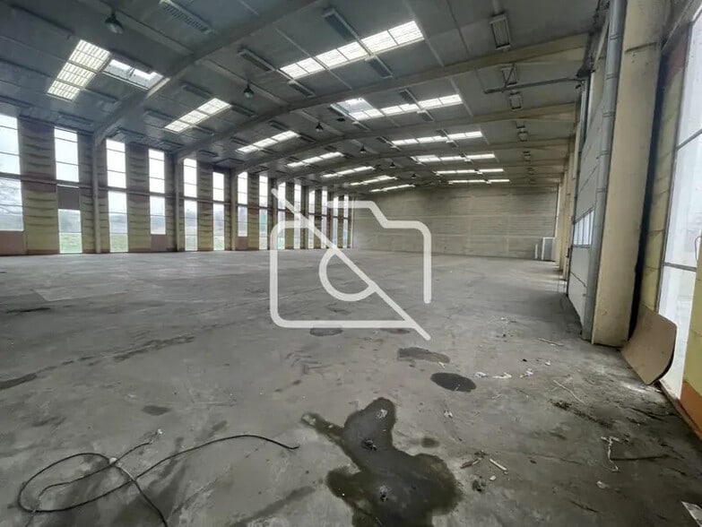 Industriel/Logistique dans Étampes à louer - Photo intérieure – Image 3 sur 3