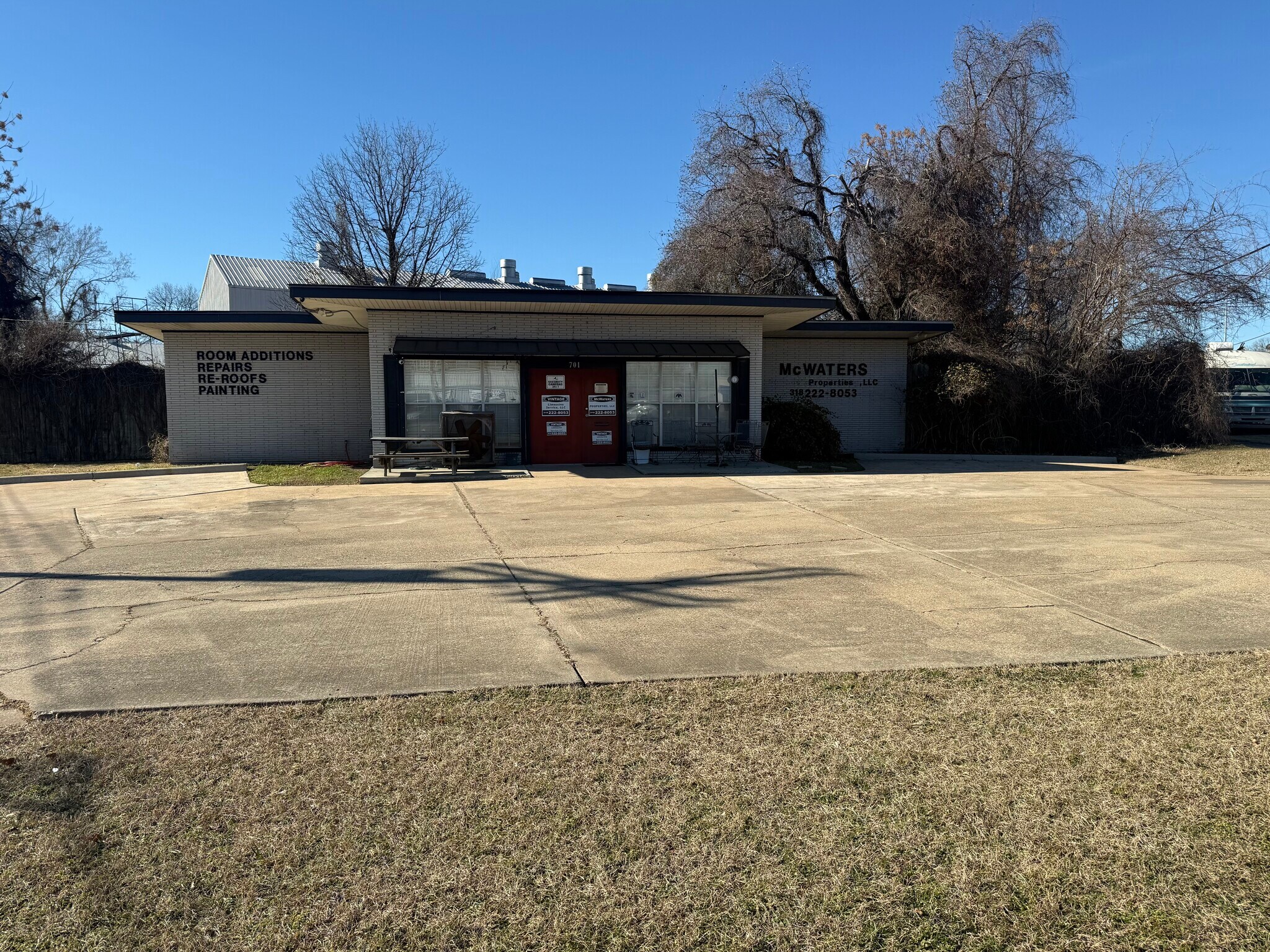 701 Airport Dr, Shreveport, LA à vendre Photo de l’immeuble– Image 1 sur 2