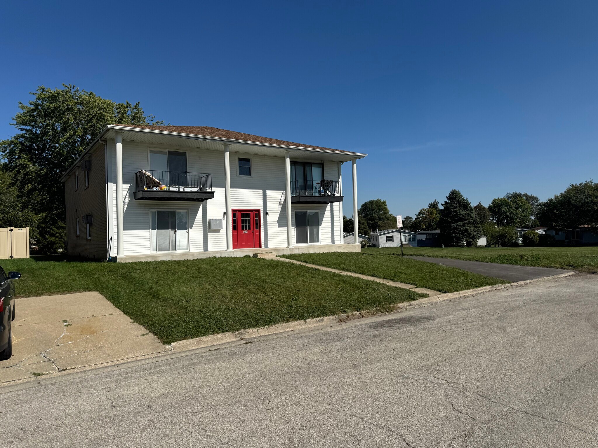 374 Lynn Dr, Manteno, IL à vendre Photo principale– Image 1 sur 20