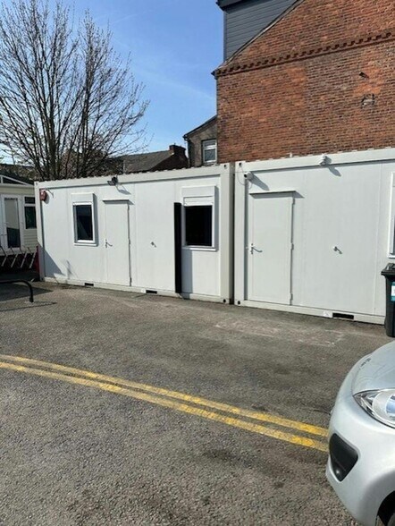 150 Oldham Rd, Manchester à louer - Photo de l’immeuble – Image 3 sur 10