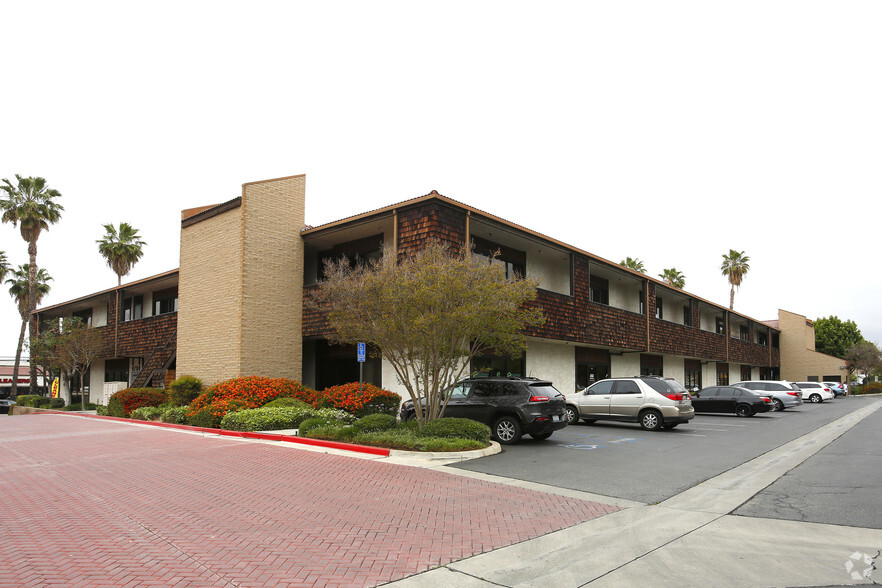 6700-6800 Indiana Ave, Riverside, CA à louer - Photo de l’immeuble – Image 1 sur 4