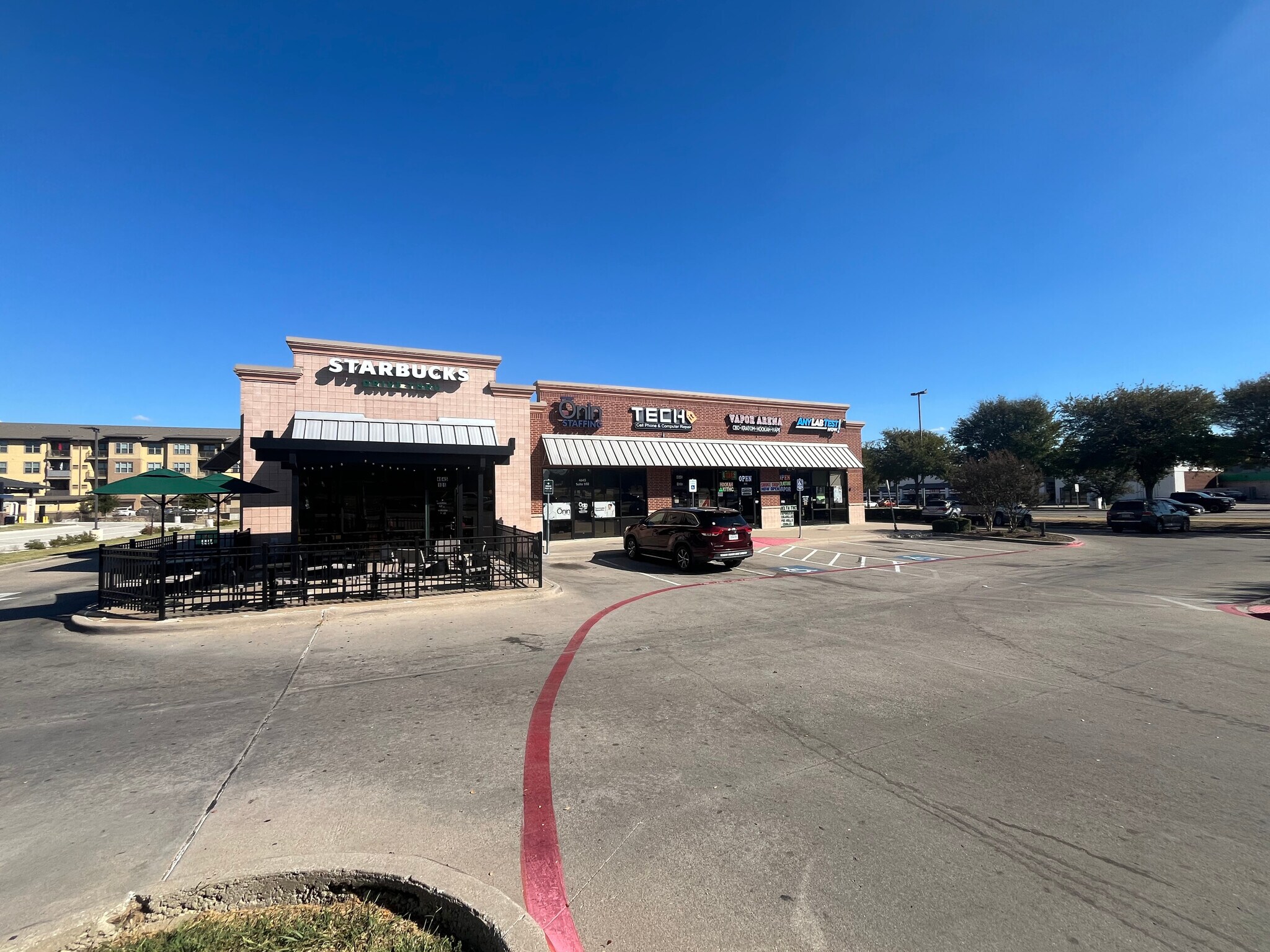 4645 Matlock Rd, Arlington, TX à louer Photo de l’immeuble– Image 1 sur 2