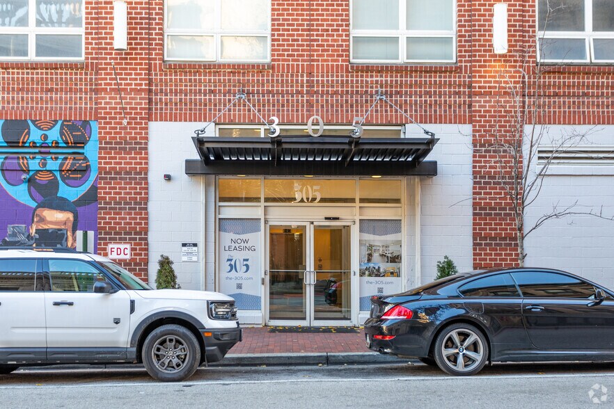 1-49 N Howard St, Baltimore, MD à louer - Photo de l’immeuble – Image 3 sur 80