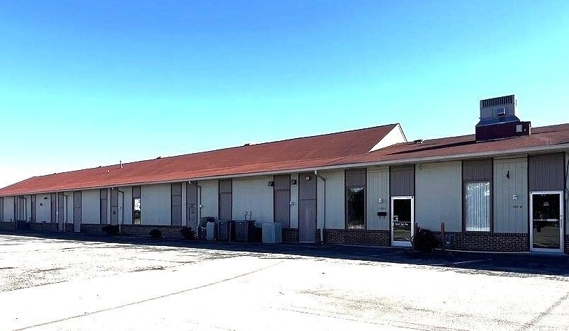 122 E Division Rd, Oak Ridge, TN à vendre - Photo de l’immeuble – Image 1 sur 8