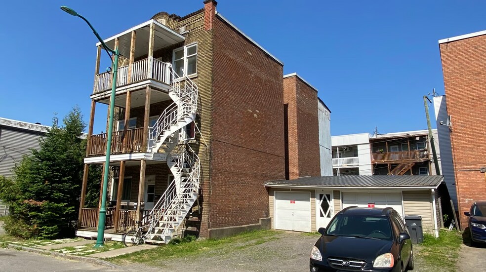 1131 Av Lévis, Shawinigan, QC à vendre - Photo de l’immeuble – Image 2 sur 2