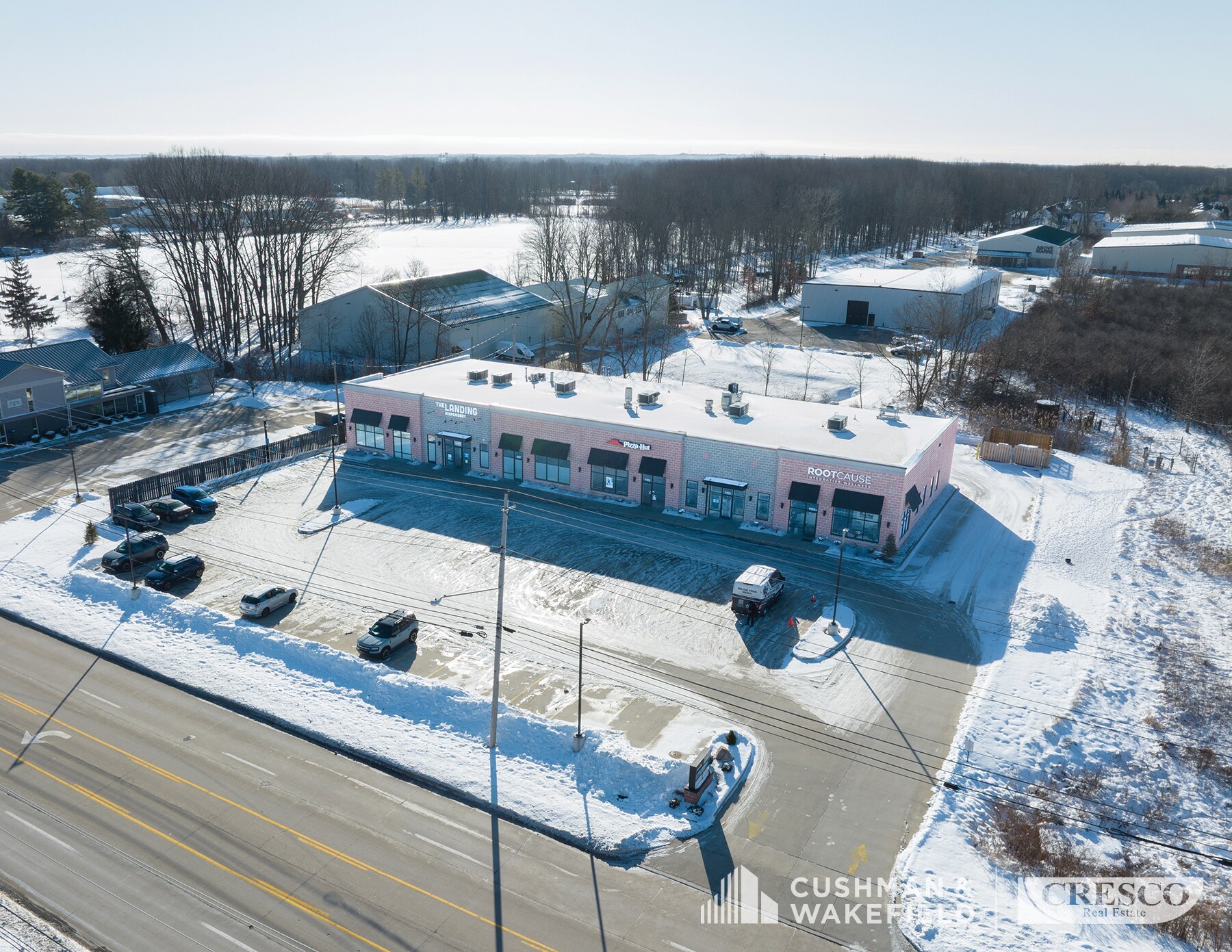 1085-1115 W Bagley Rd, Berea, OH à louer Photo principale– Image 1 sur 6