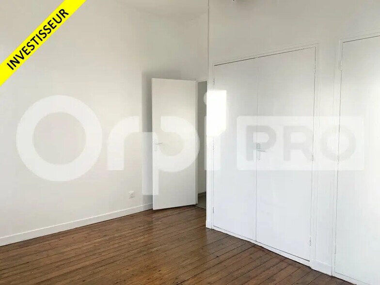 Local d'activités dans Compiègne à vendre - Photo de l’immeuble – Image 3 sur 5