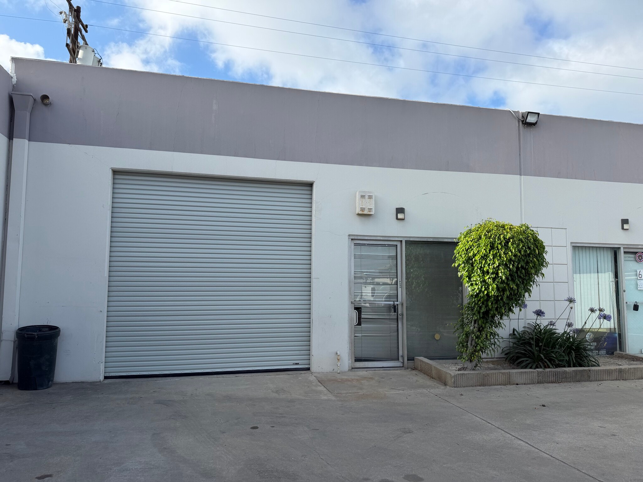 8400-8402 Monroe Ave, Stanton, CA à louer Photo intérieure– Image 1 sur 6