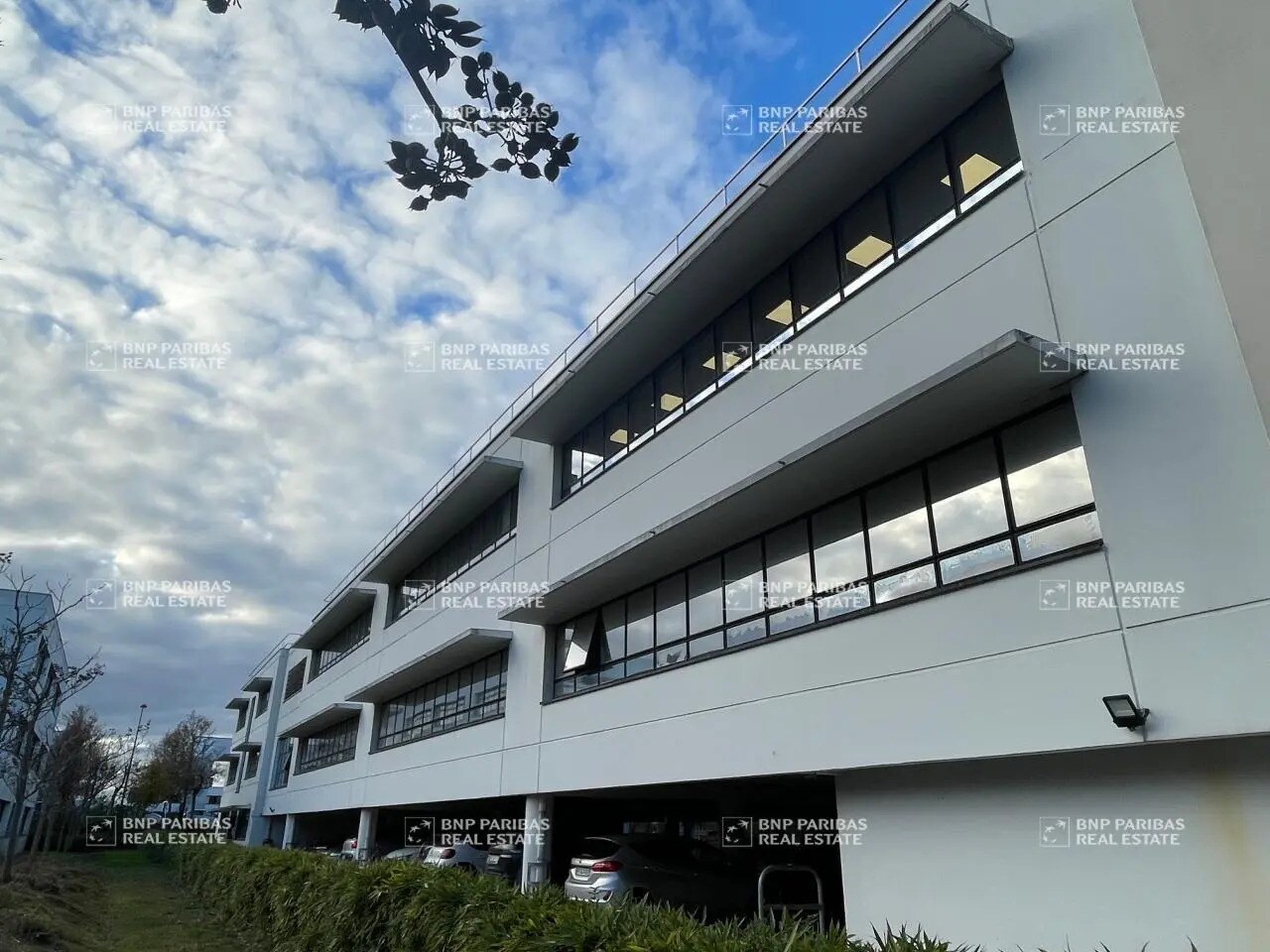 Local d’activités dans Rennes à louer Photo de l’immeuble– Image 1 sur 15