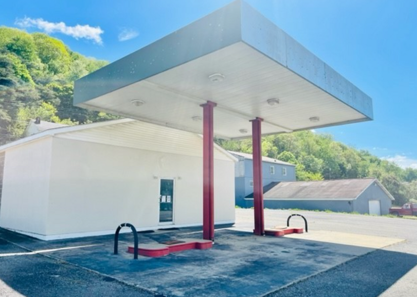 1120-1130 N Chester St, New Cumberland, WV à vendre - Photo de l’immeuble – Image 2 sur 3