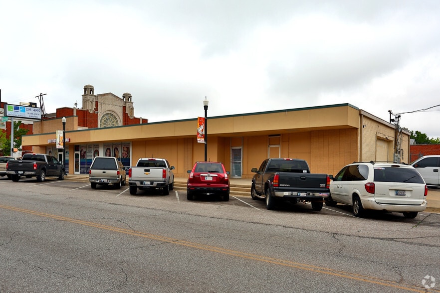 235 SW 25th St, Oklahoma City, OK à louer - Photo principale – Image 1 sur 3