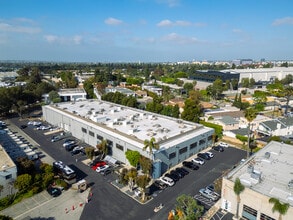 8680 Hayden Pl, Culver City, CA à louer Photo de l’immeuble– Image 1 sur 3