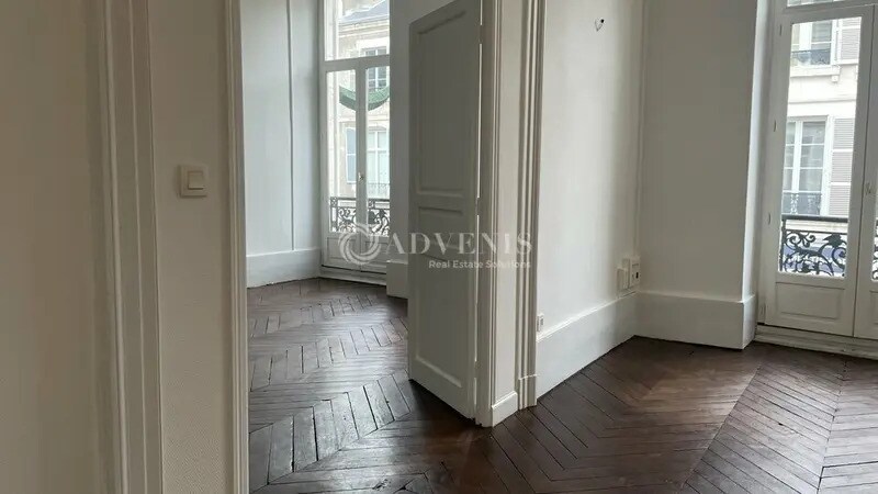 Bureau dans Orléans à vendre Photo de l’immeuble– Image 1 sur 11