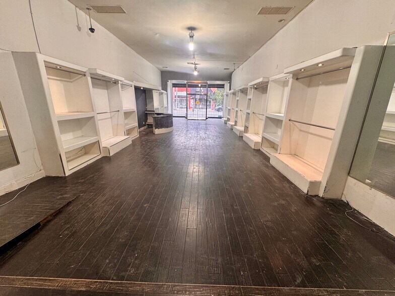 7555-7555 1/2 Melrose Ave, Los Angeles, CA à louer - Photo de l’immeuble – Image 3 sur 9