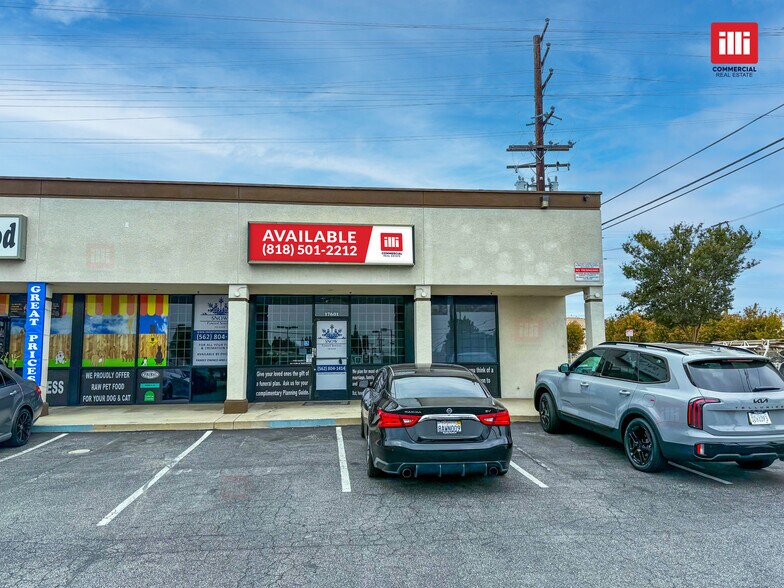 17601-17615 Lakewood Blvd, Bellflower, CA à louer - Photo de l’immeuble – Image 2 sur 8