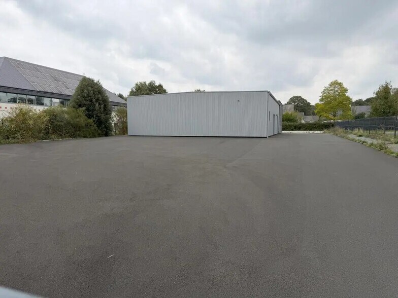 Local d'activités dans Derval à vendre - Photo de l’immeuble – Image 3 sur 8
