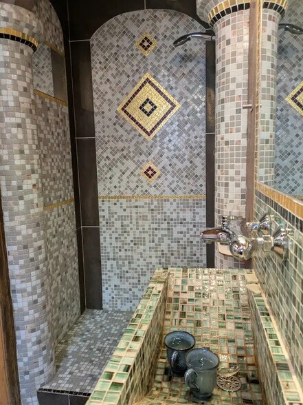 Bureau dans Saint-Jeoire-Prieuré à louer - Photo de l’immeuble – Image 2 sur 8