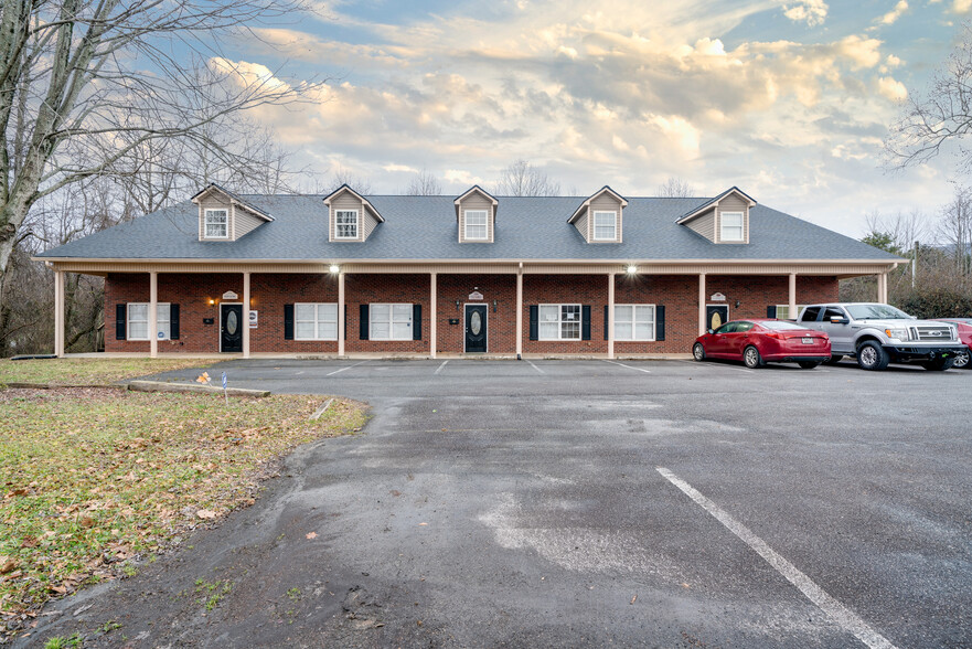 6911 Cleveland Hwy, Clermont, GA à louer - Photo de l’immeuble – Image 1 sur 11