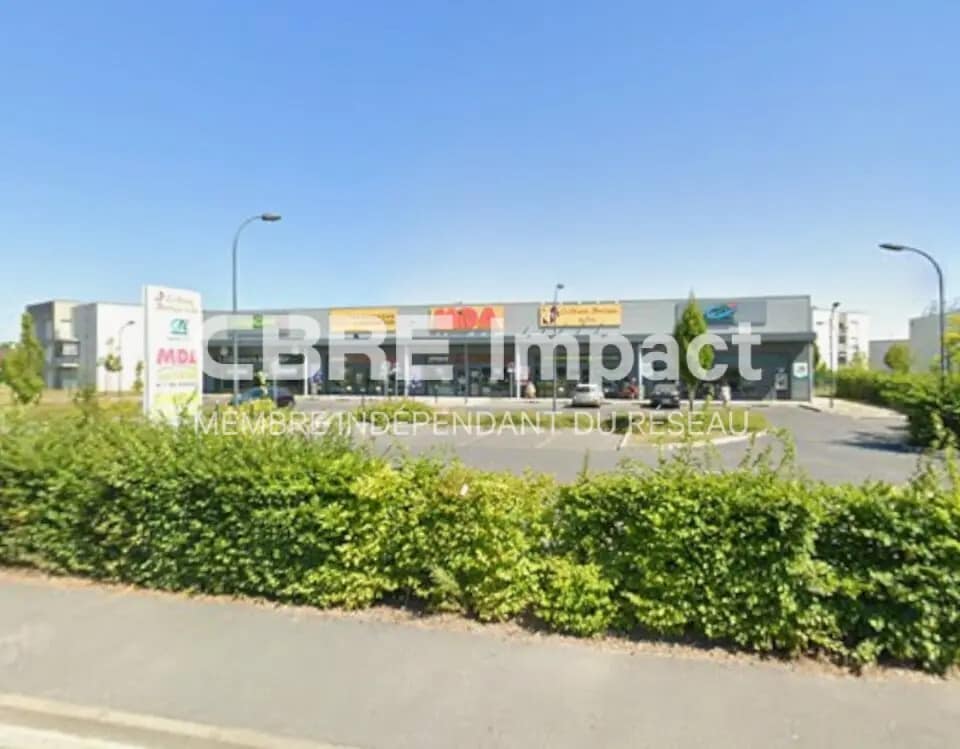 Local commercial dans Saint-Memmie à vendre Photo de l’immeuble– Image 1 sur 2