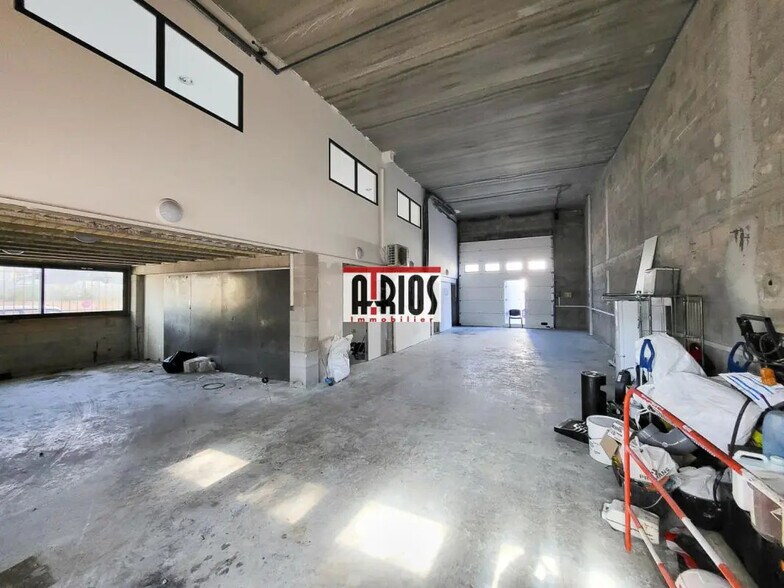 Industriel/Logistique dans Six-Fours-les-Plages à louer - Photo intérieure – Image 2 sur 9