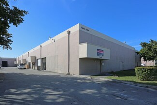 Plus de détails pour 7946-7964 NW 66th St, Miami, FL - Industriel/Logistique à louer