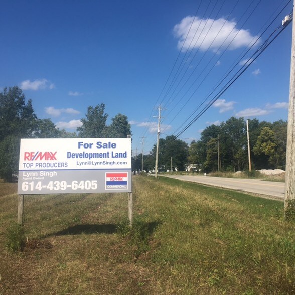 875 Taylor Station Rd, Gahanna, OH à vendre - Photo de l’immeuble – Image 2 sur 3
