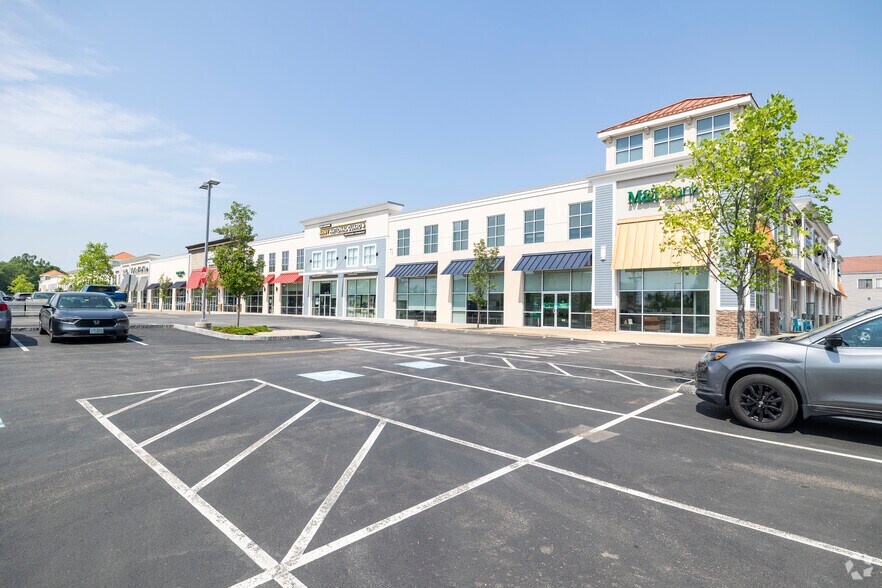 655 S Willow St, Manchester, NH à vendre - Photo de l’immeuble – Image 2 sur 5