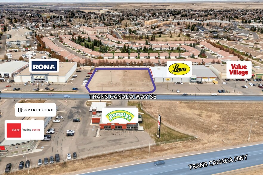1342 Trans Canada Way SE, Medicine Hat, AB à louer - Photo principale – Image 1 sur 3