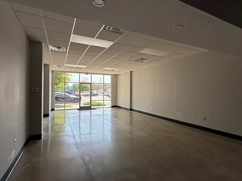 4225 Ramsey St, Fayetteville, NC à louer - Photo de l’immeuble – Image 2 sur 17